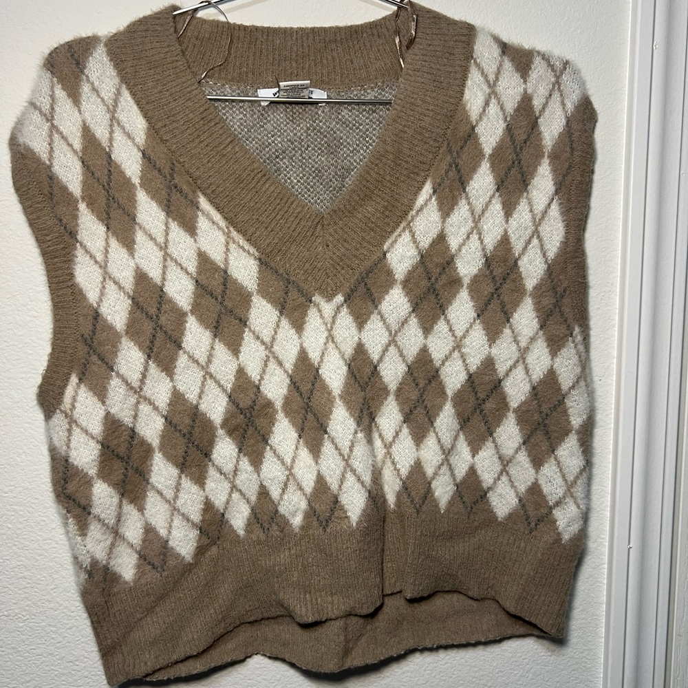 William Rast Cream V-Neck Sweater Vest